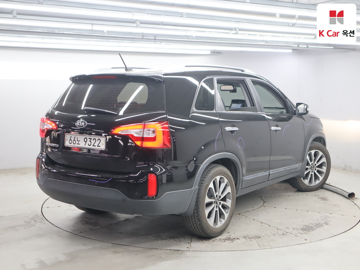 Kia Sorento - 2
