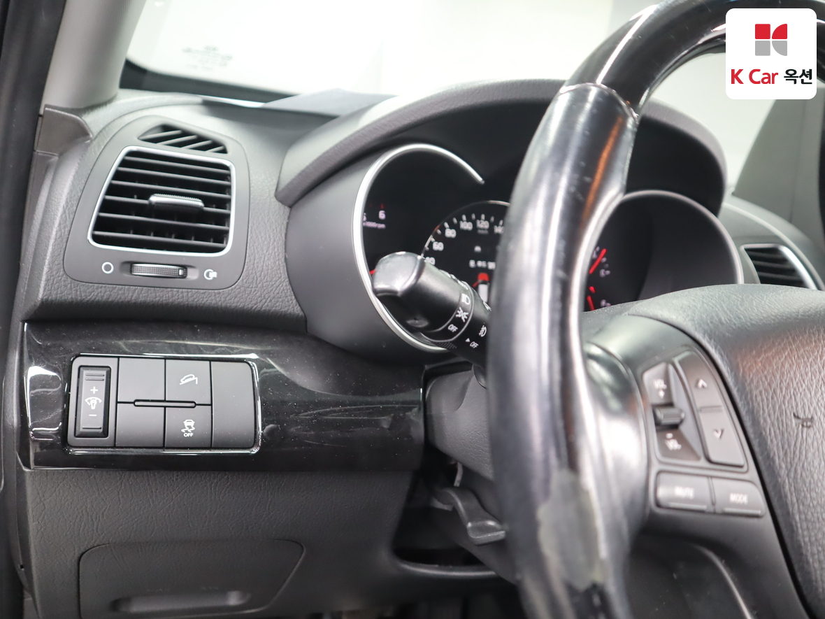 Kia Sorento - 9