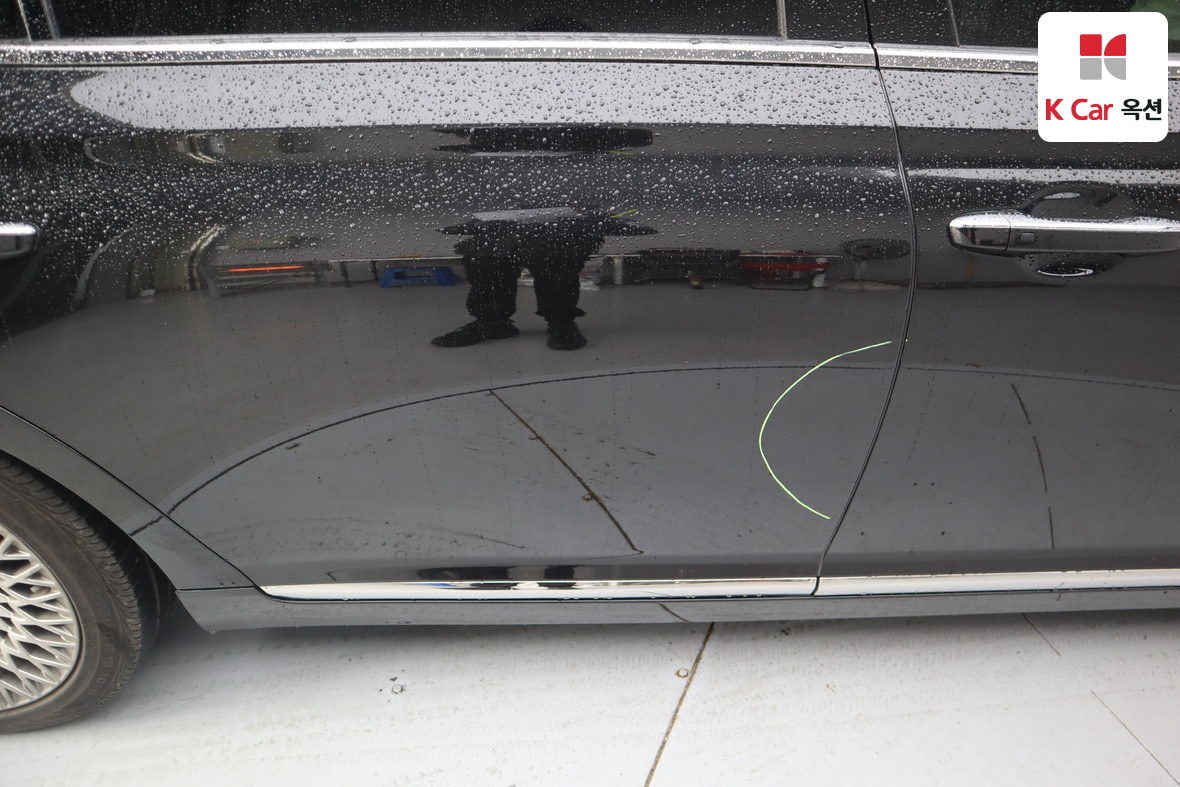 Genesis G90 2019 - Image 39