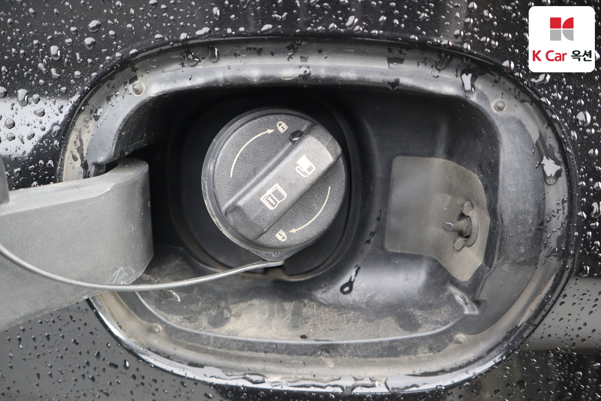 Genesis G90 2019 - Image 27