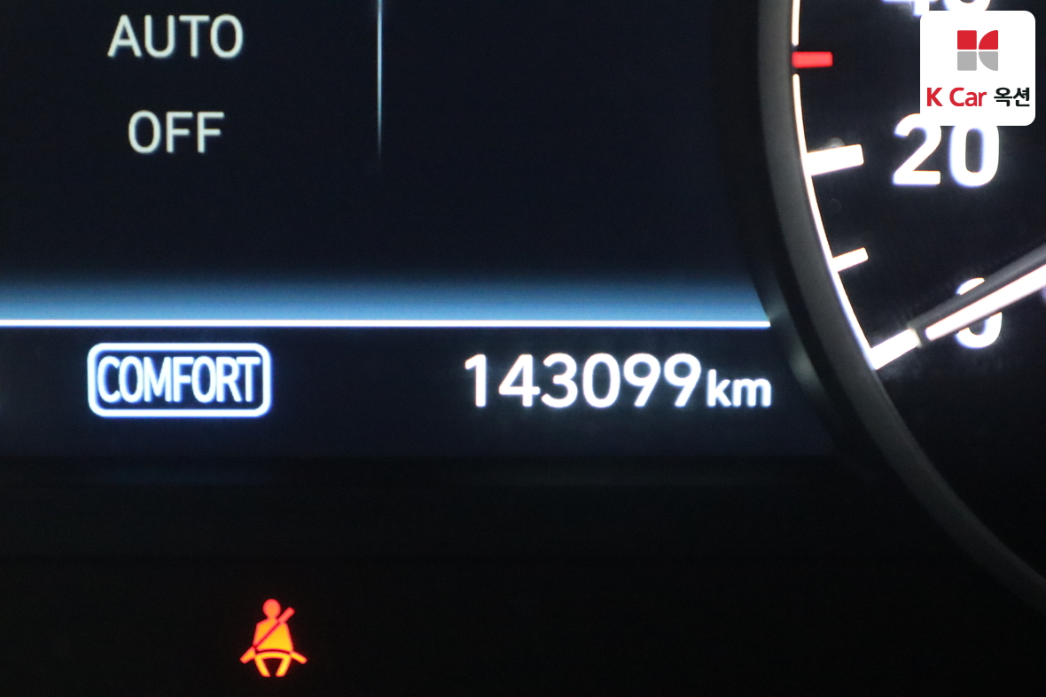 Genesis G90 2019 - Image 4