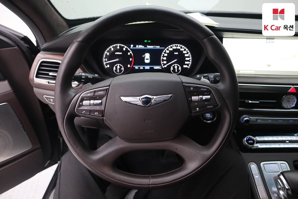 Genesis G90 2019 - Image 10