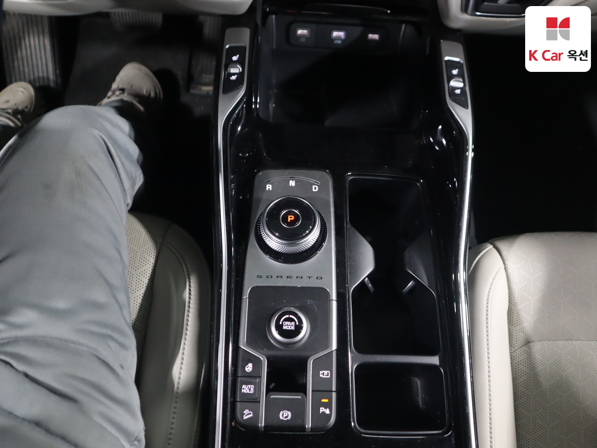 كيا سورينتو 2022 - صورة 17