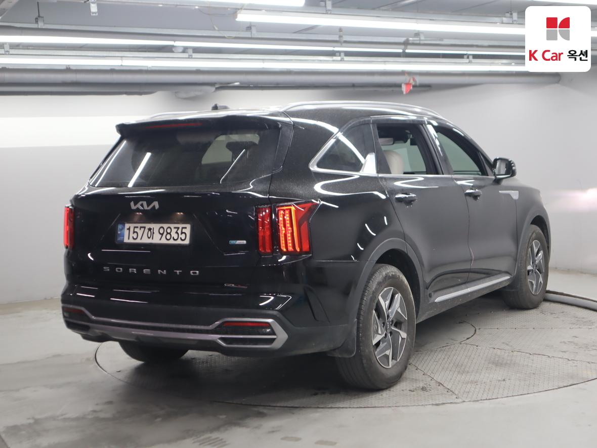 كيا سورينتو 2022 - صورة 2