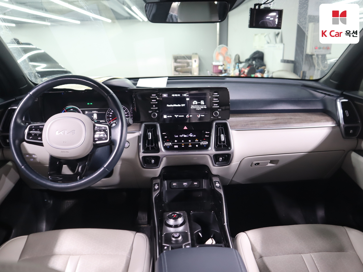 كيا سورينتو 2022 - صورة 3