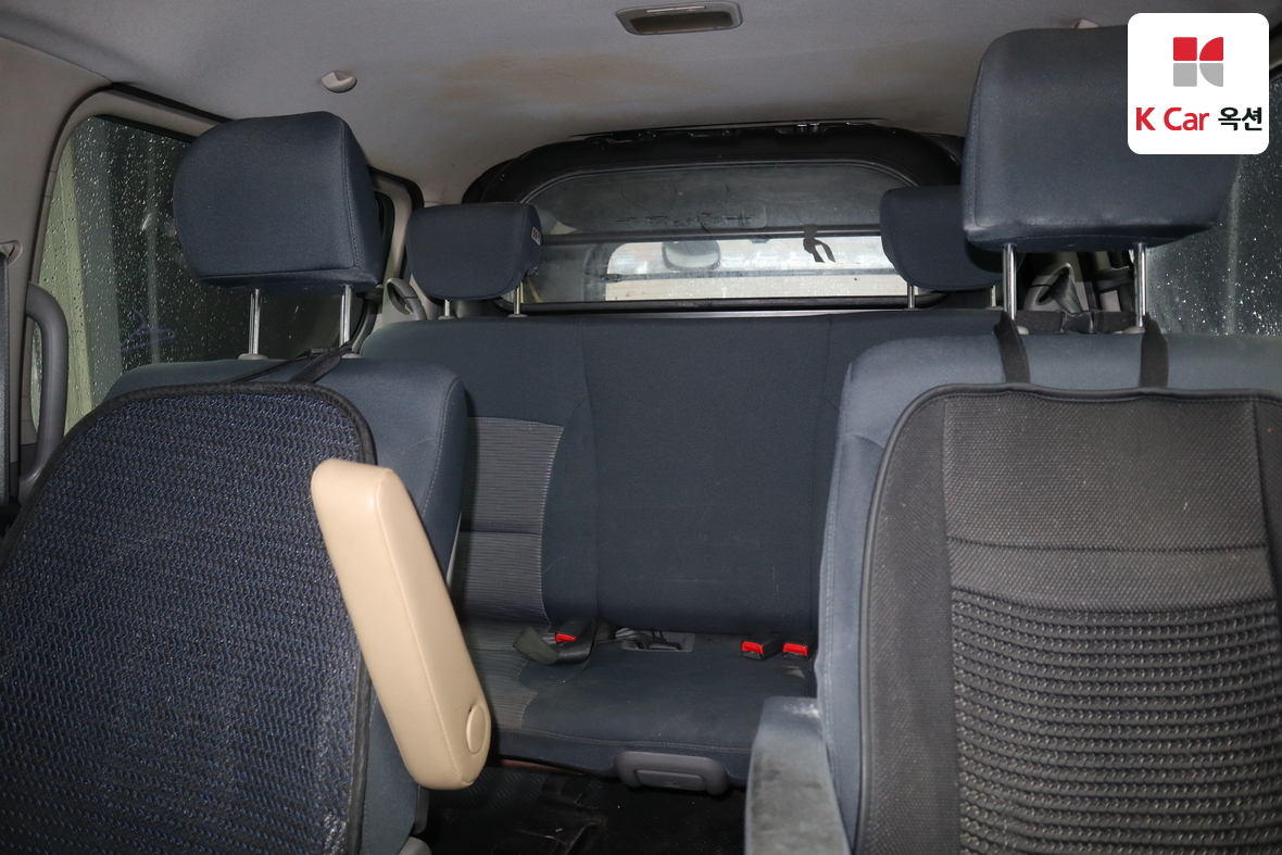 Hyundai Grand Starex 2017 - Image 17