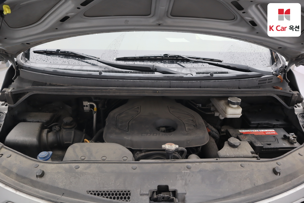 Hyundai Grand Starex 2017 - Image 29