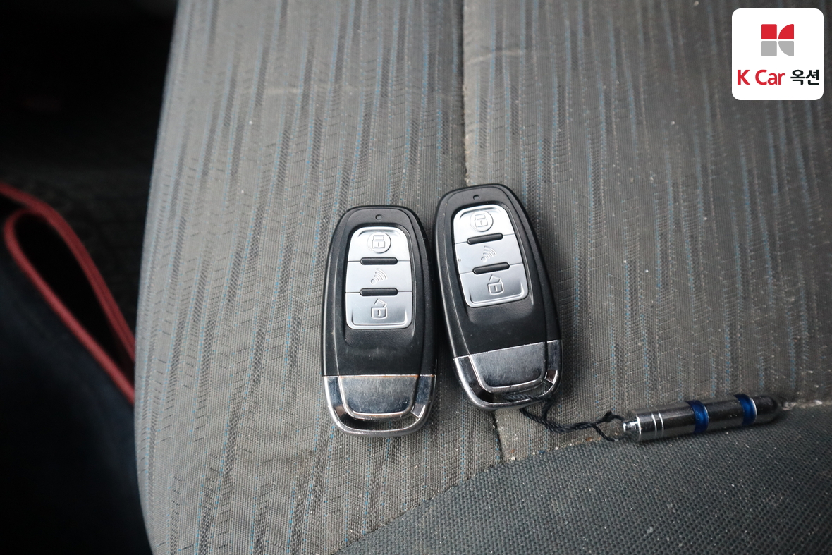 Hyundai Grand Starex 2017 - Image 16