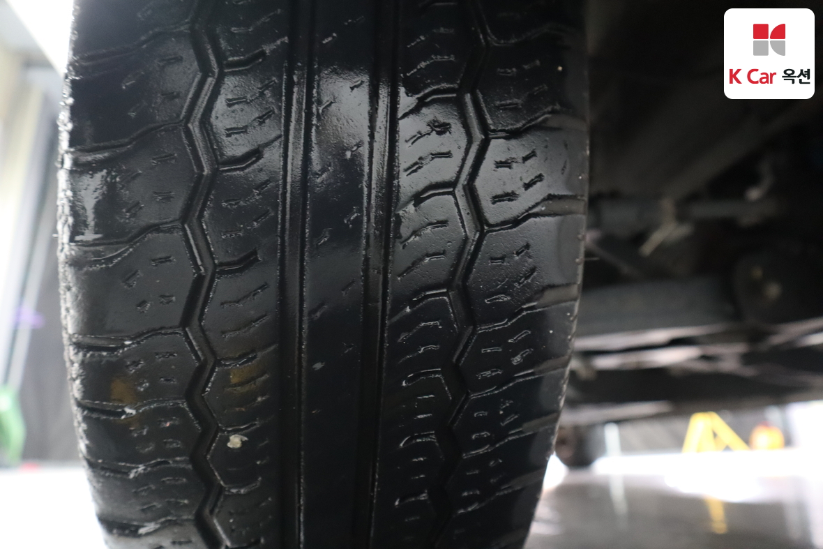 Hyundai Grand Starex 2017 - Image 28