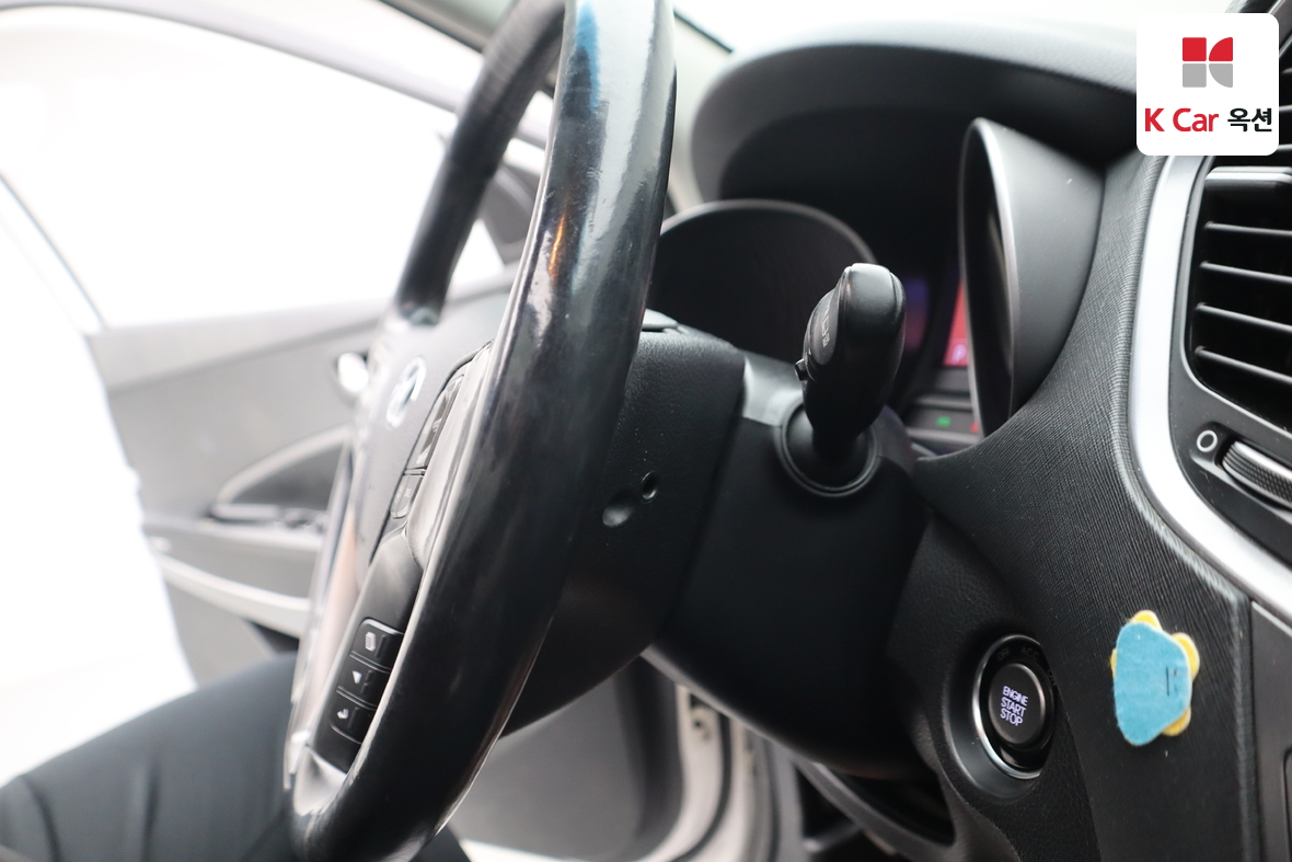 Hyundai Santa Fe 2013 - Image 11