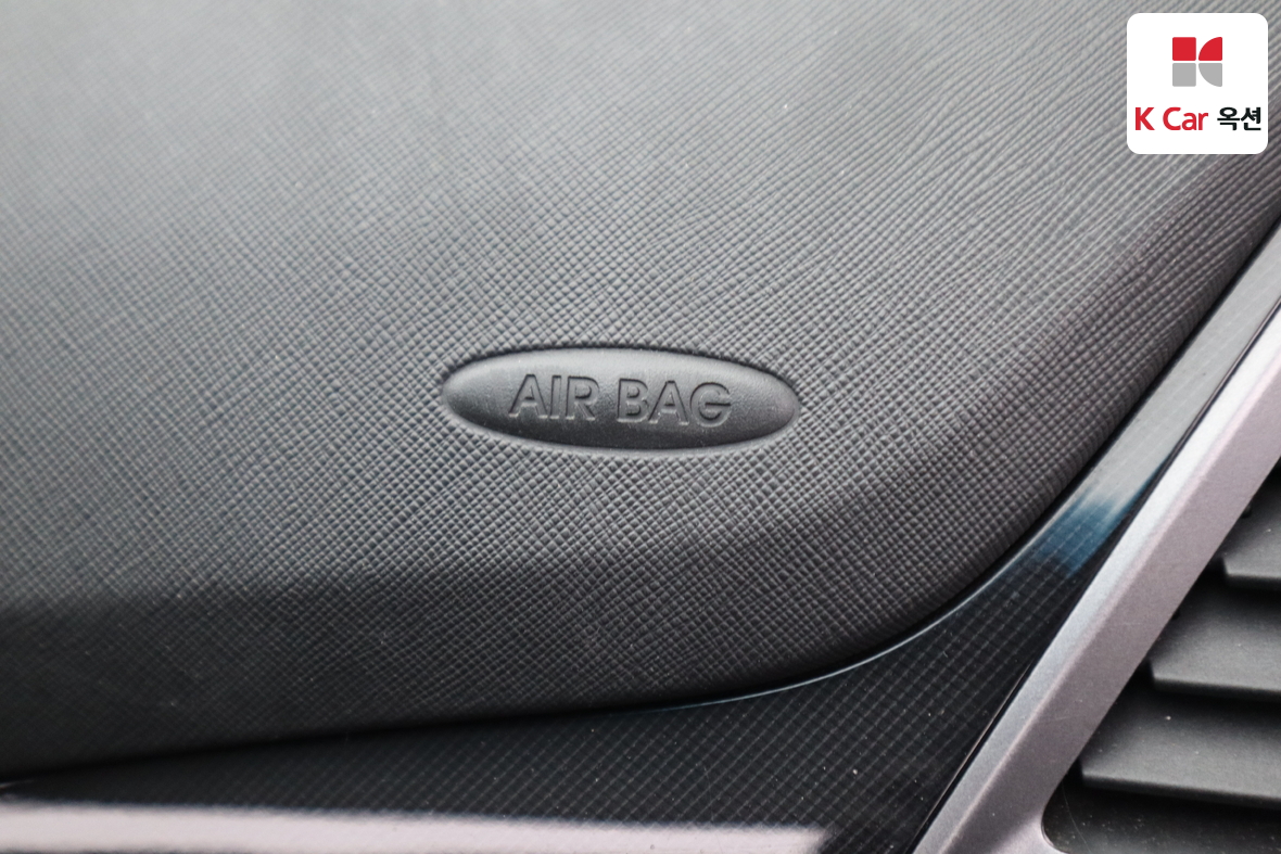 Hyundai Santa Fe 2013 - Image 30