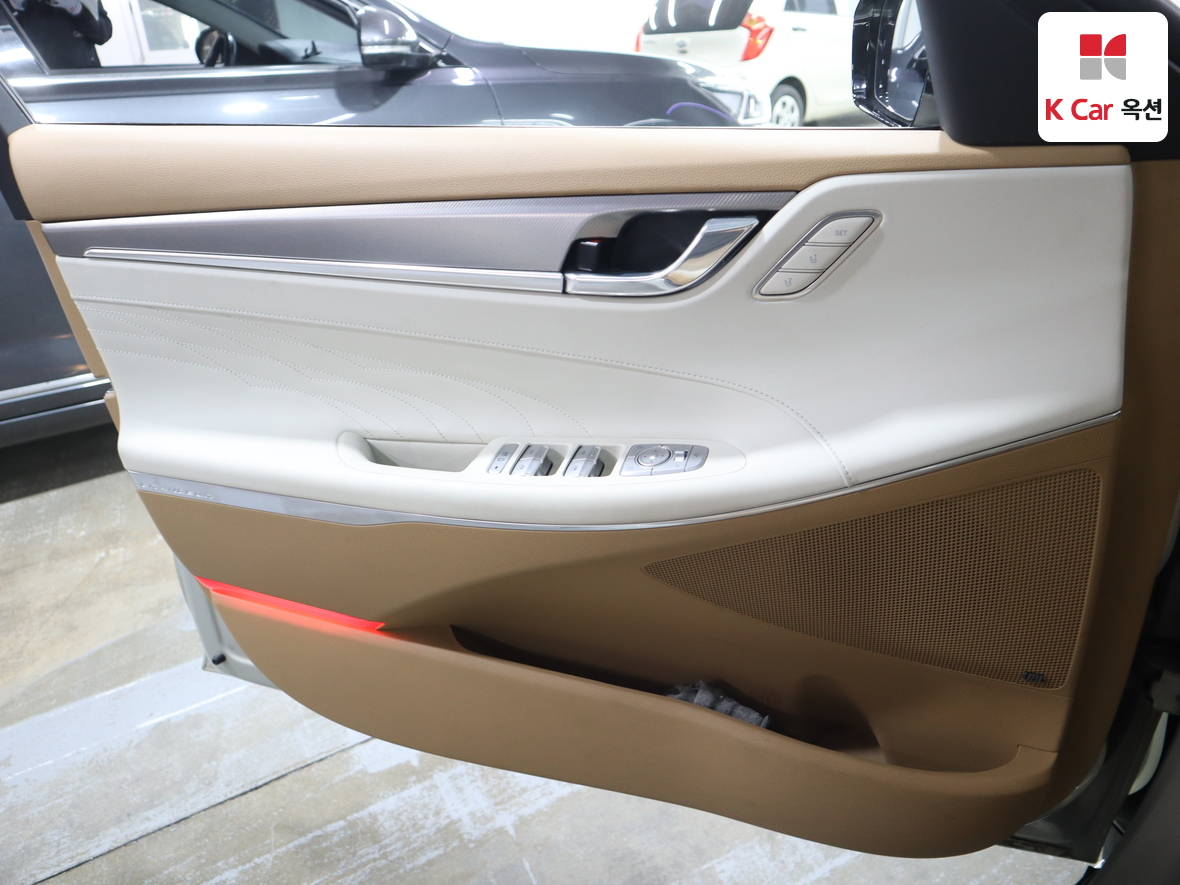 Hyundai Grandeur - 8