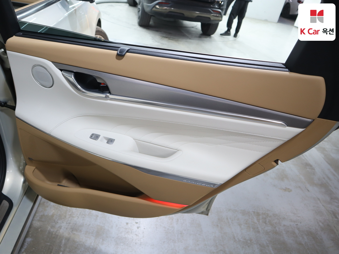 Hyundai Grandeur - 28