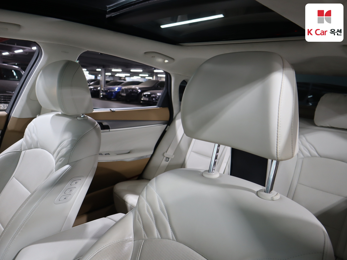 Hyundai Grandeur - 19
