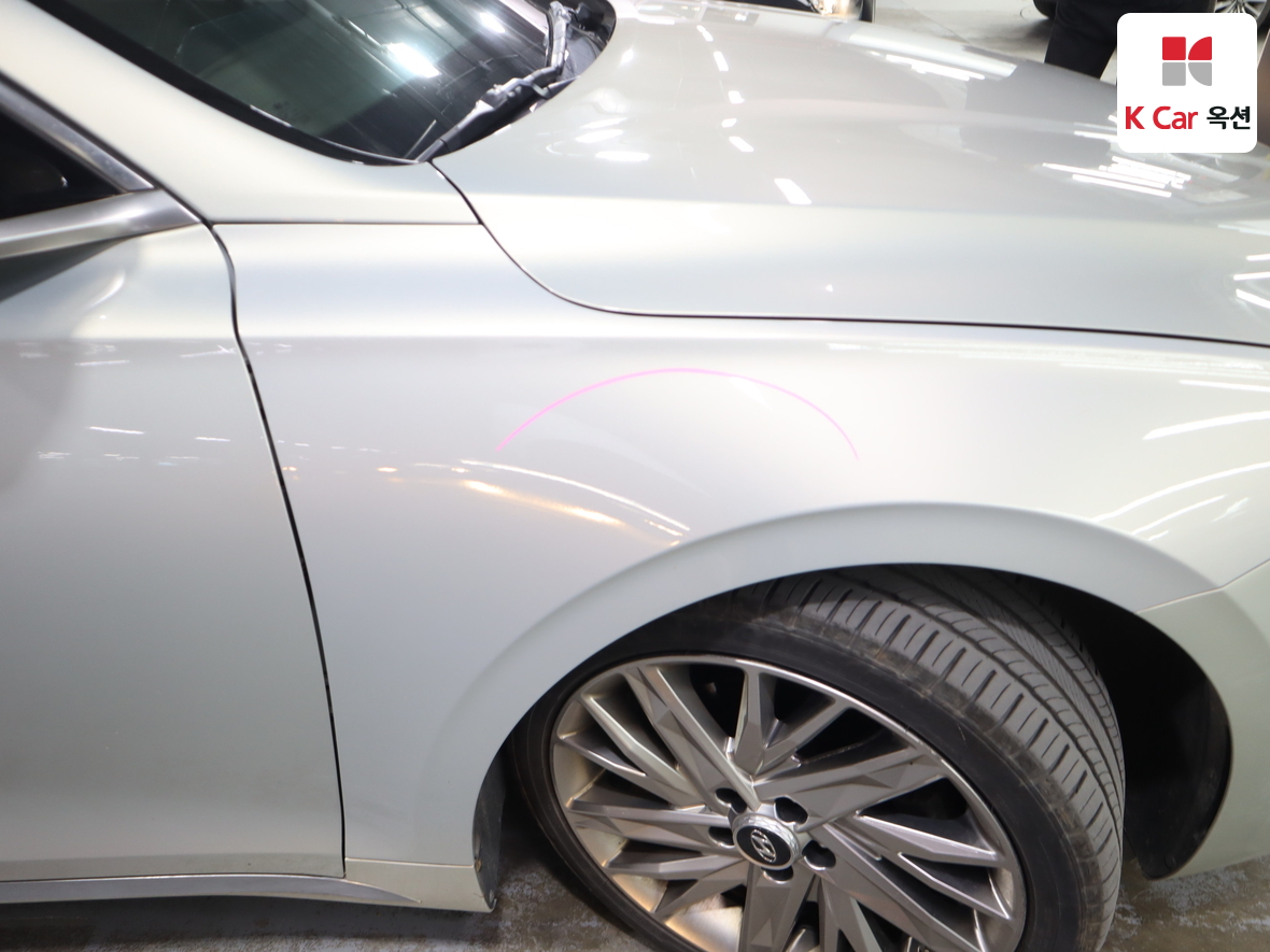 Hyundai Grandeur - 39