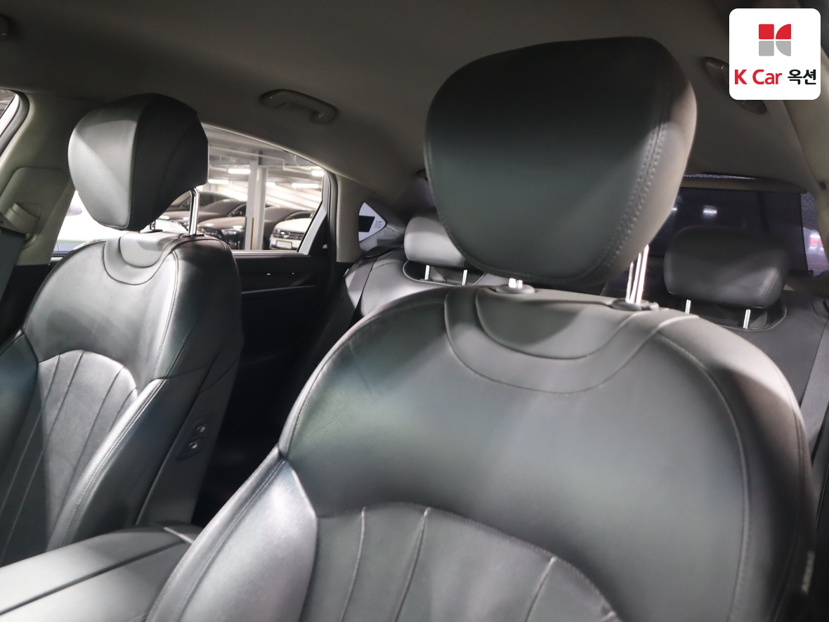 Genesis G80 - 19