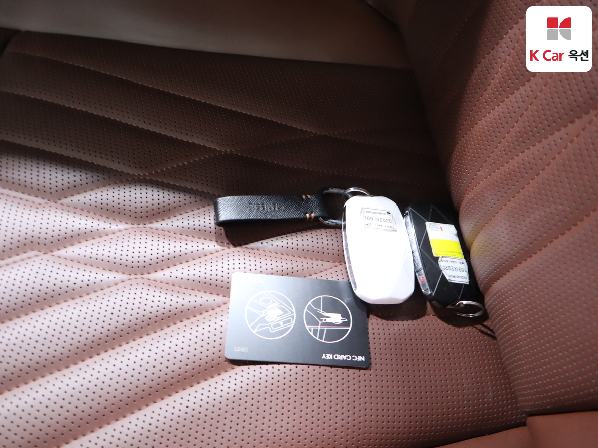 제네시스 G90 2023 - 이미지 17