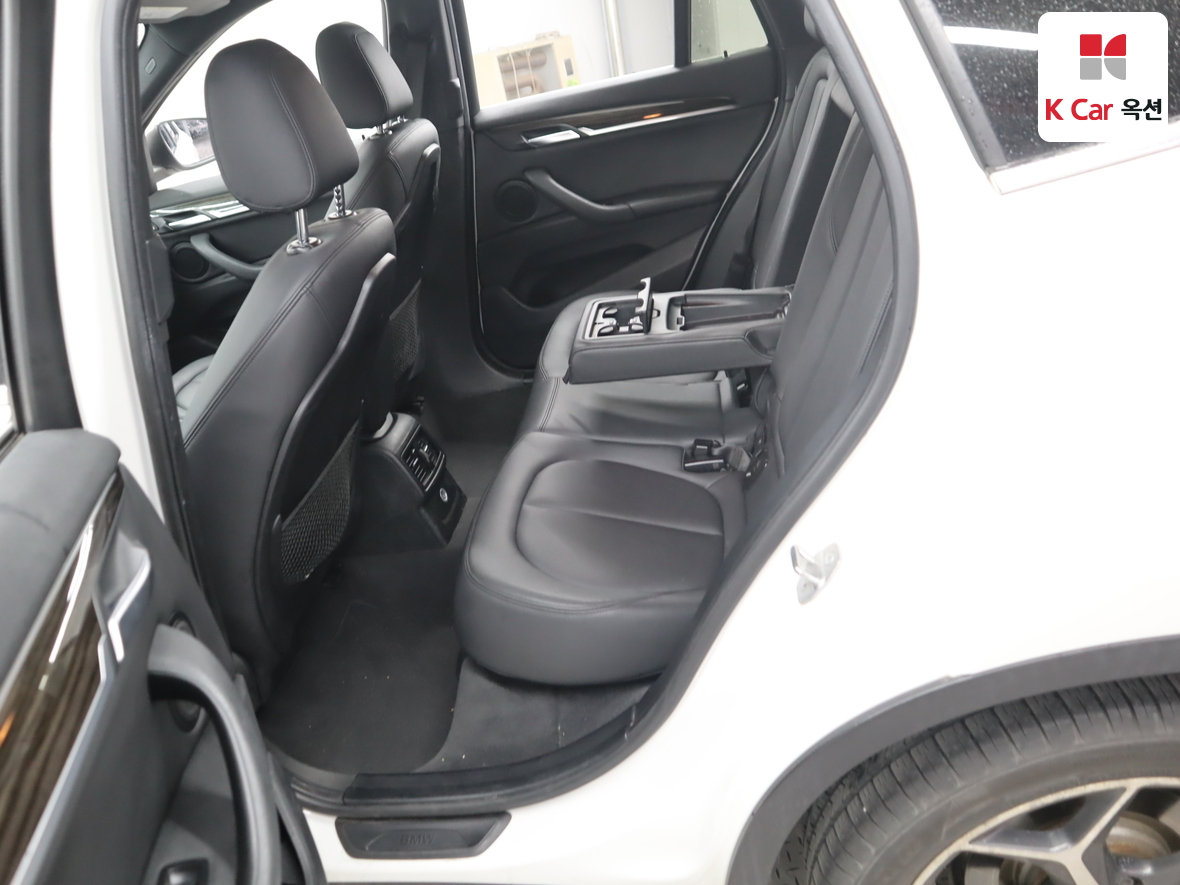 BMW X1 - 25