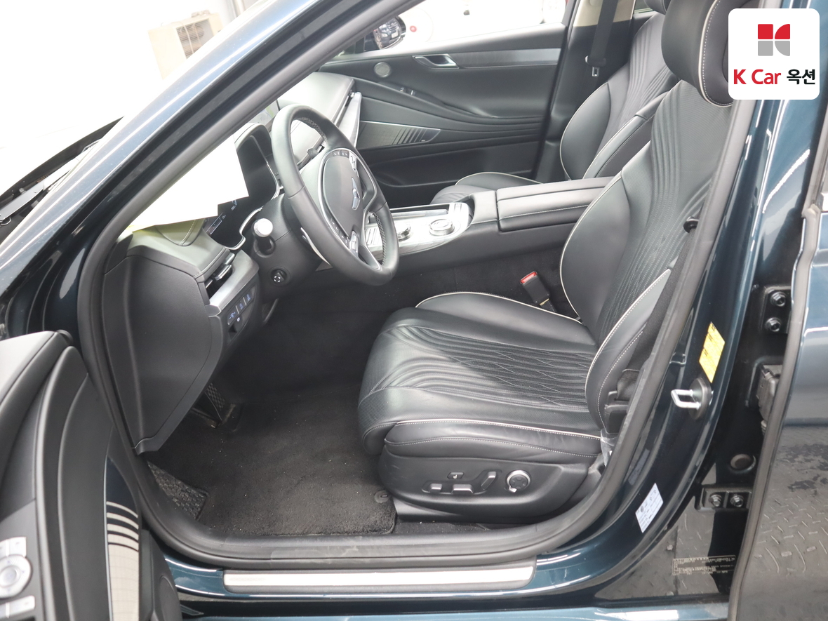 Genesis G80 2023 - Image 18