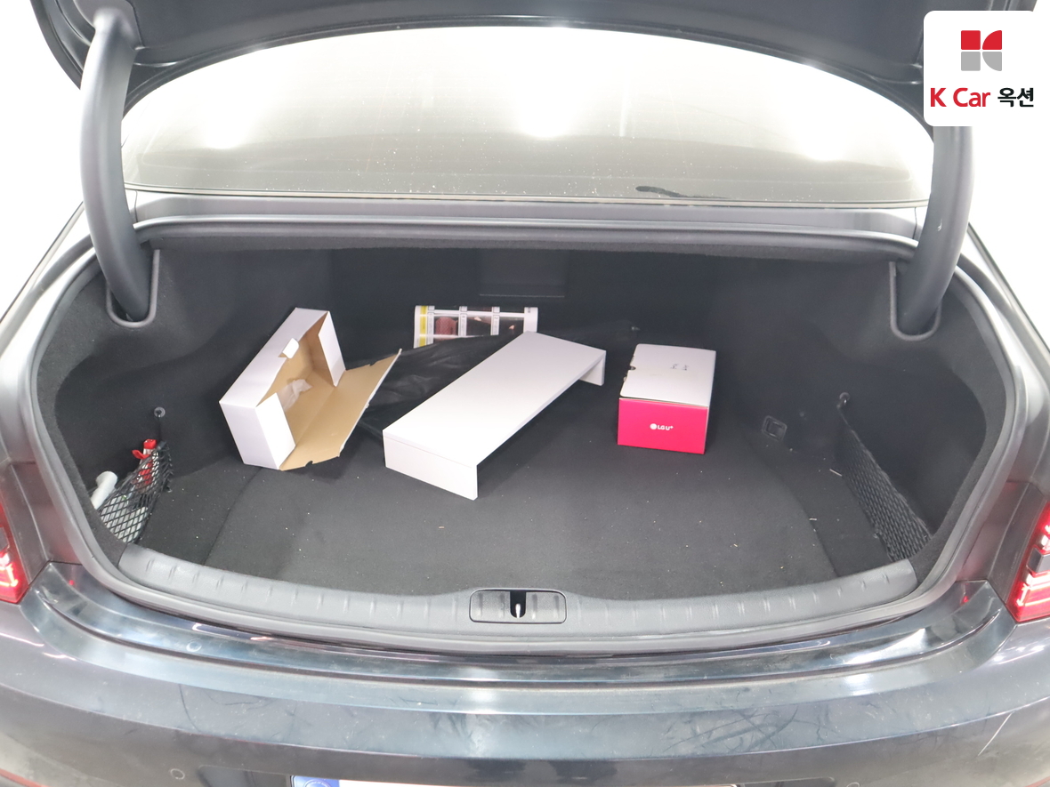 Genesis G80 2023 - Image 27