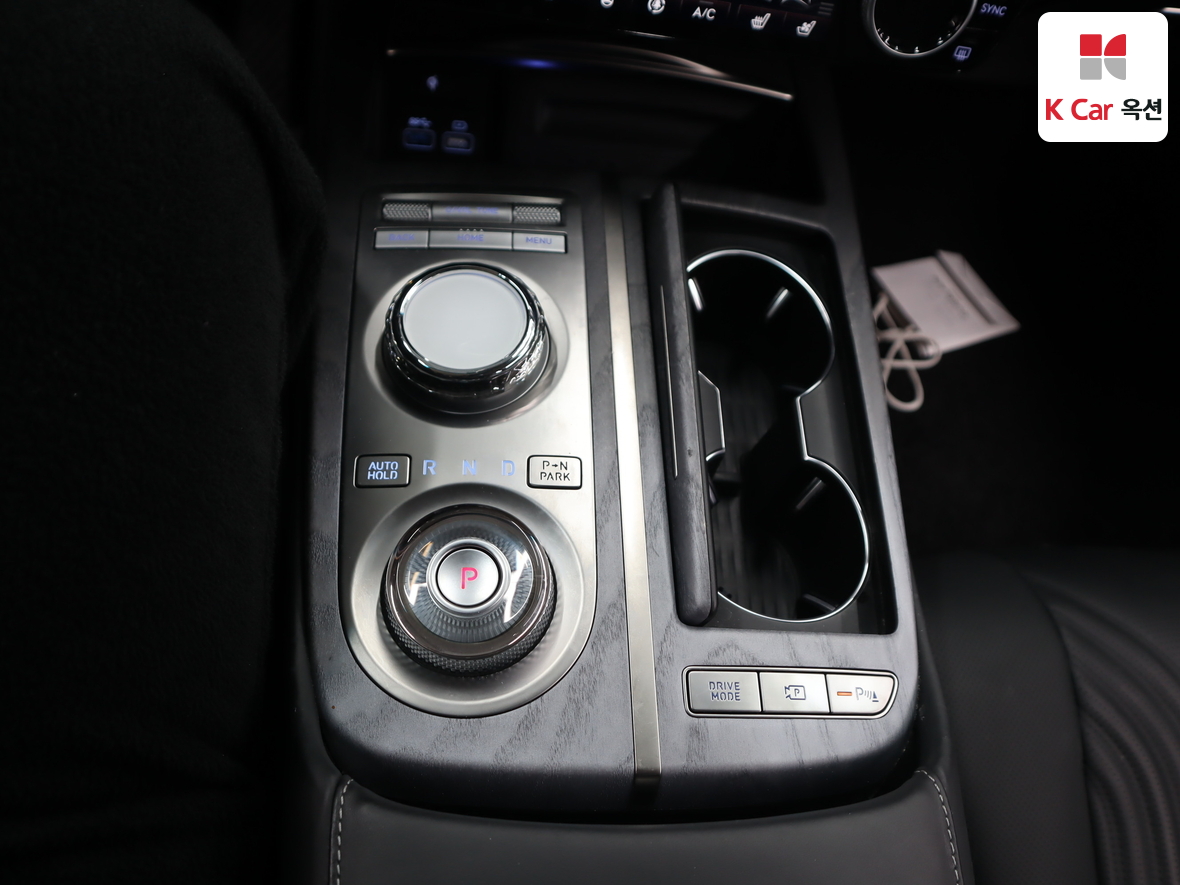 Genesis G80 2023 - Image 16