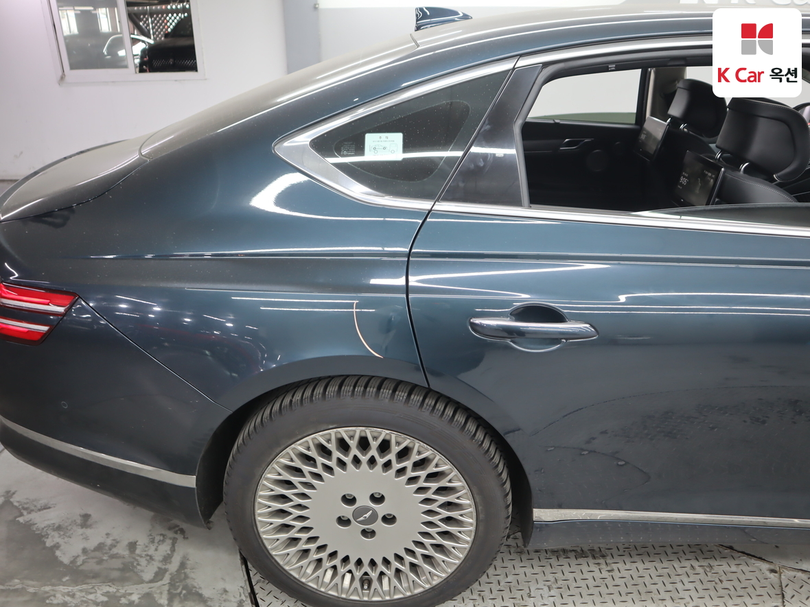 Genesis G80 2023 - Image 42