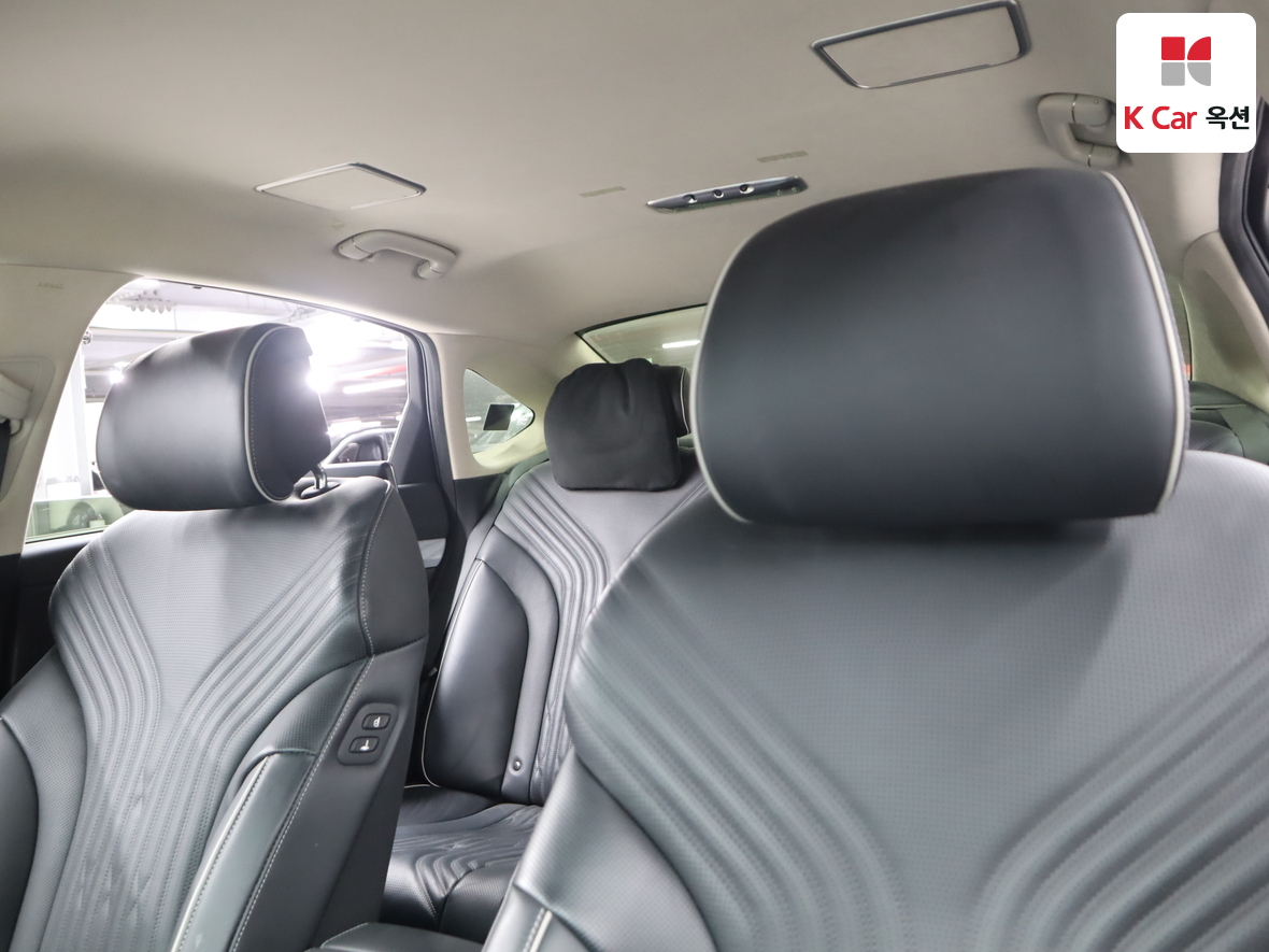 Genesis G80 2023 - Image 19