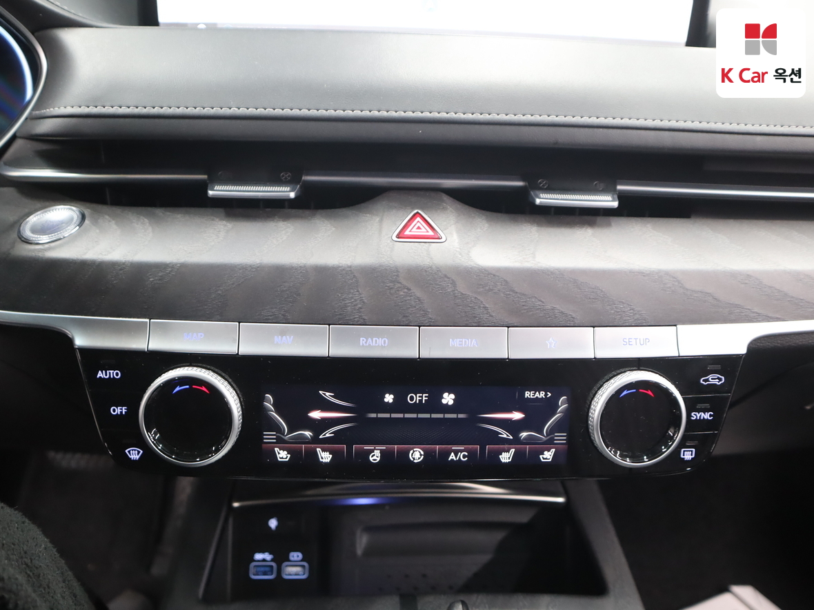 Genesis G80 2023 - Image 15