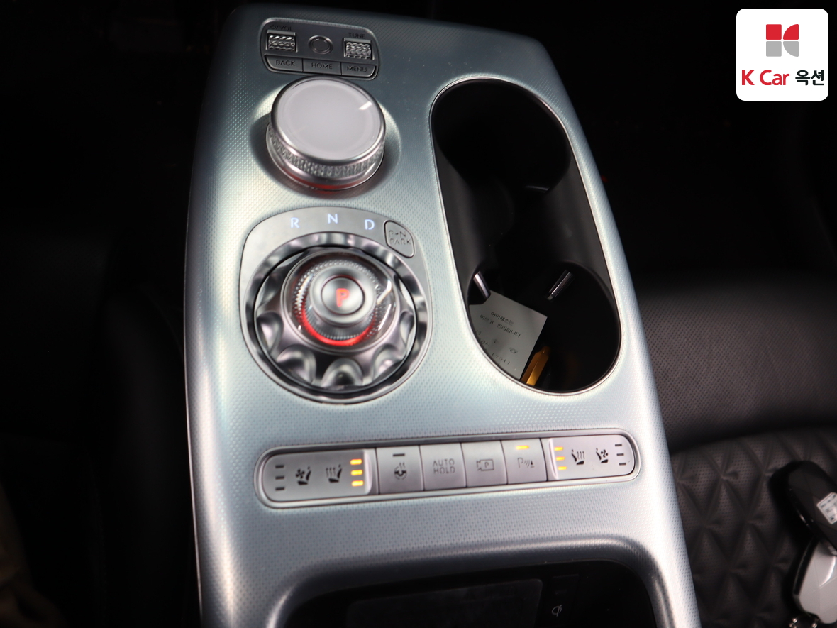 Genesis GV60 - 16