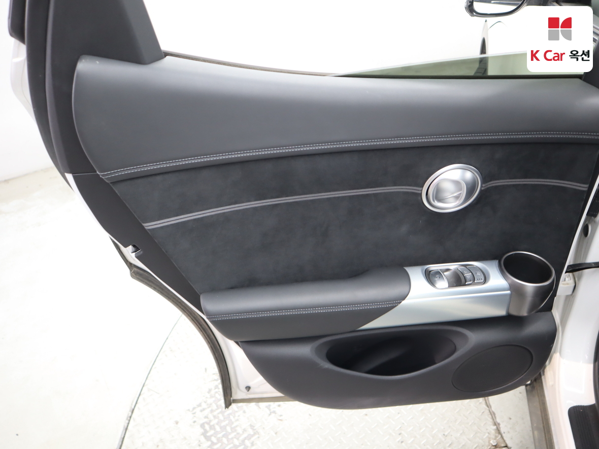 Genesis GV60 - 21