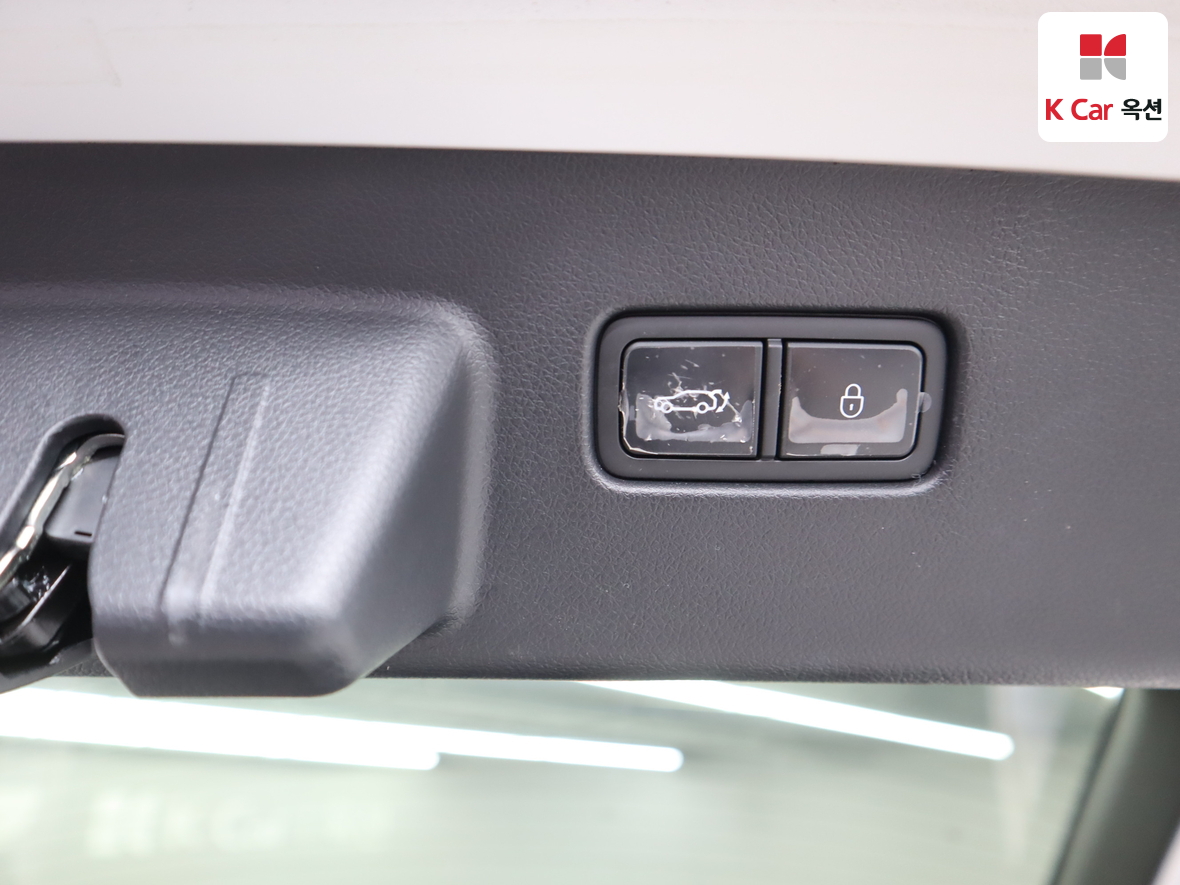 Genesis GV60 - 24