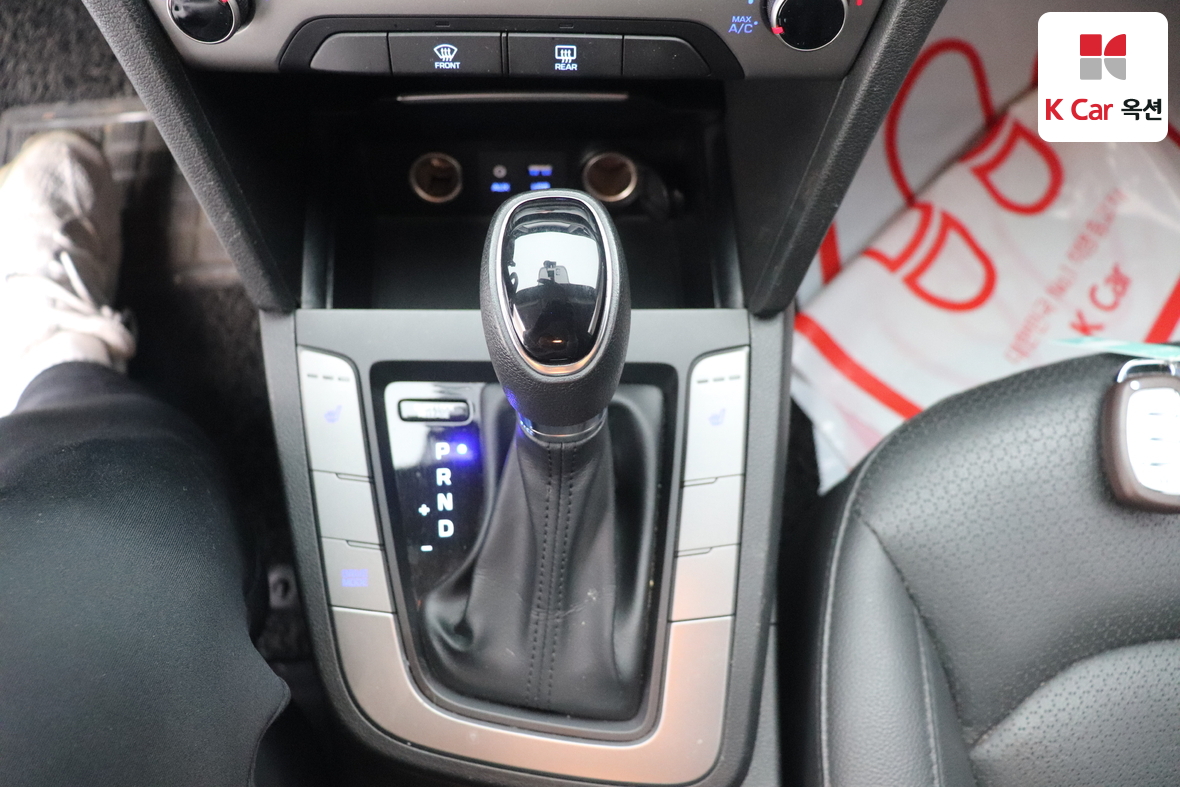 Hyundai Elantra 2018 - Image 15