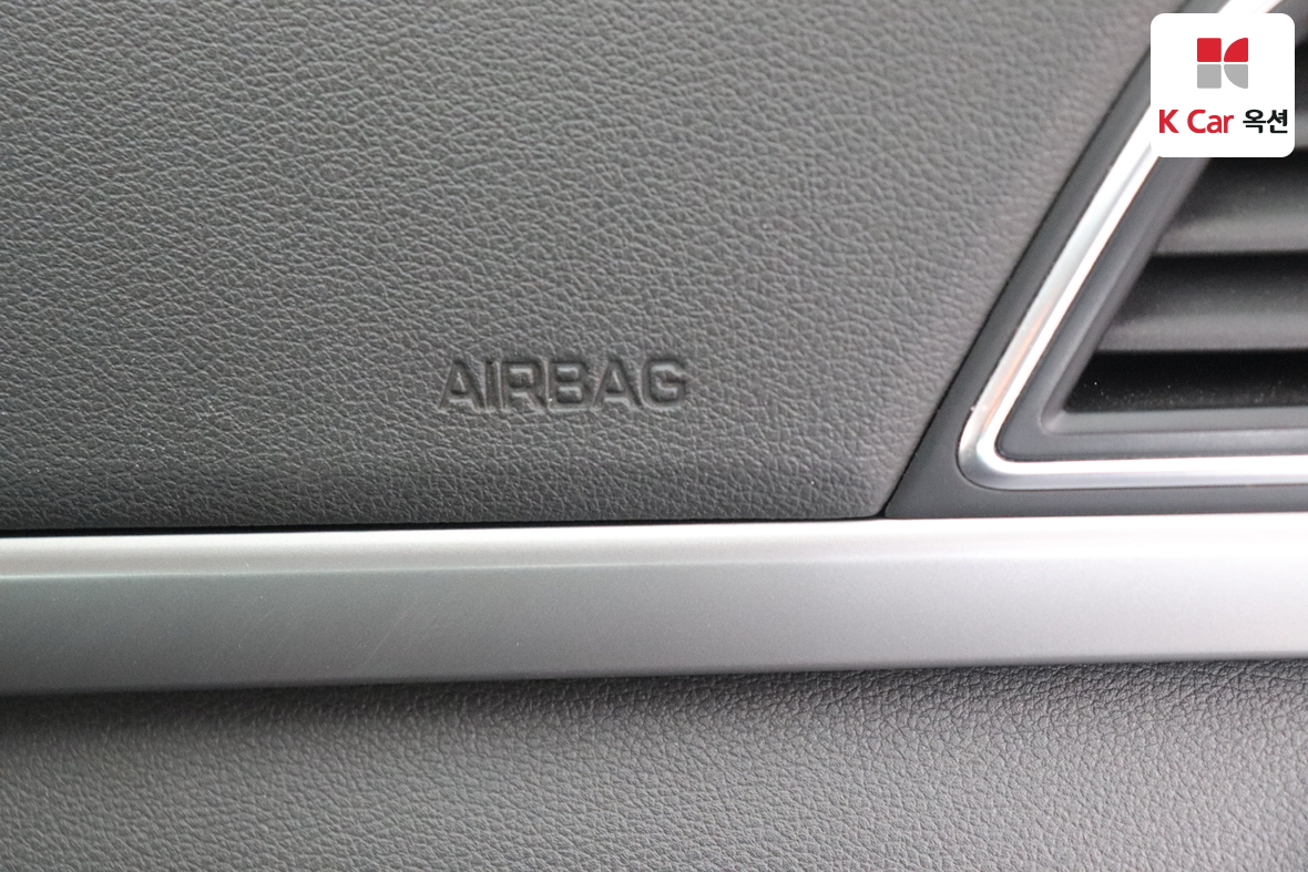 Hyundai Elantra 2018 - Image 28