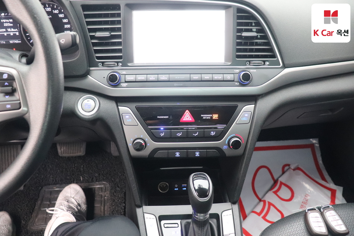 Hyundai Elantra 2018 - Image 6