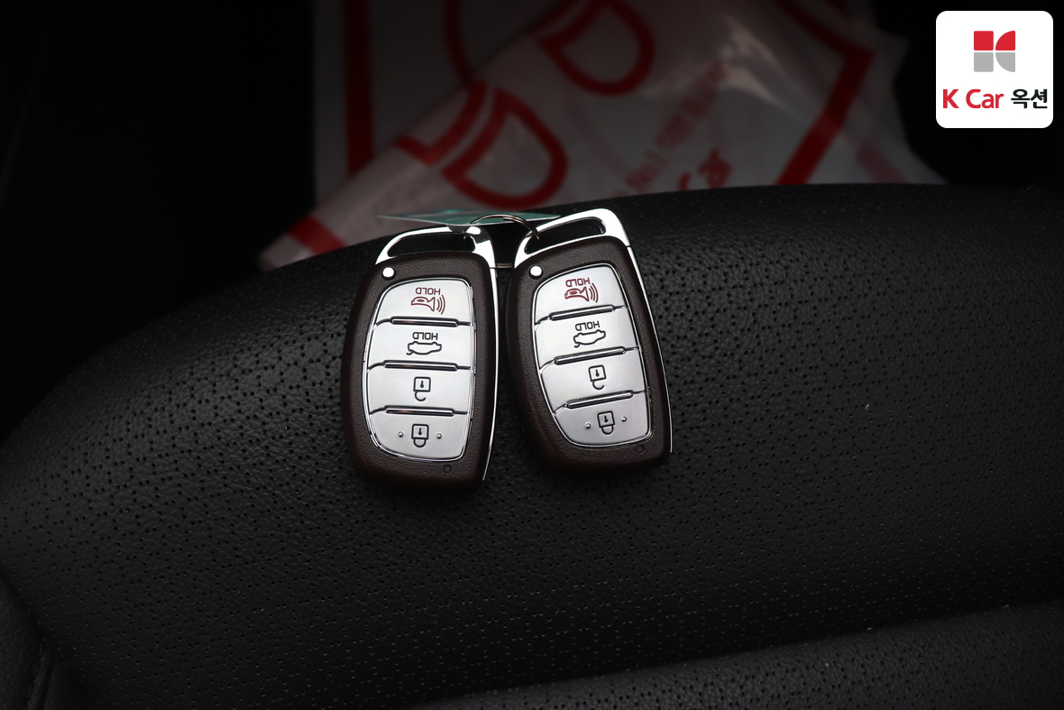 Hyundai Elantra 2018 - Image 16