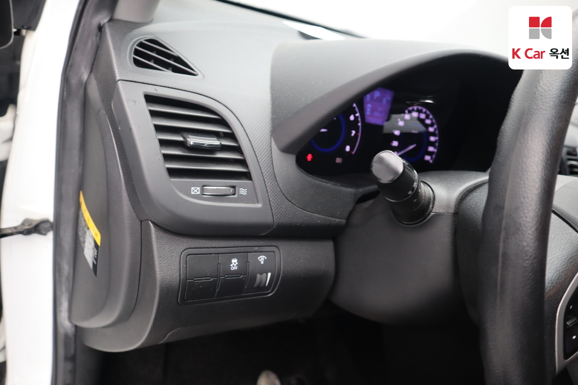 Hyundai Accent - 9