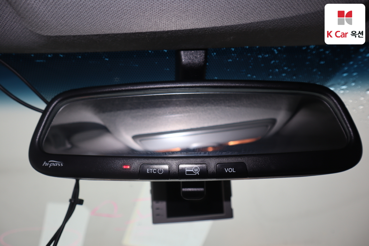 Hyundai Accent - 12