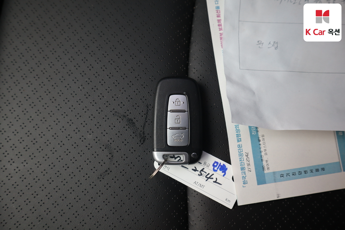 Hyundai Accent - 16