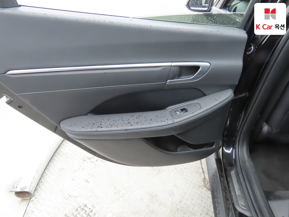 Hyundai Sonata 2022 - Image 22