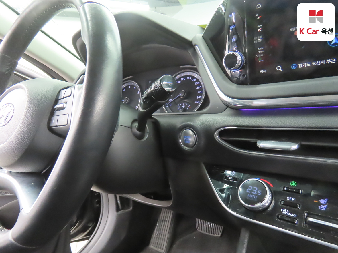 Hyundai Sonata 2022 - Image 11