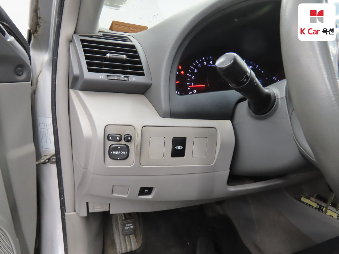 Toyota Camry - 9