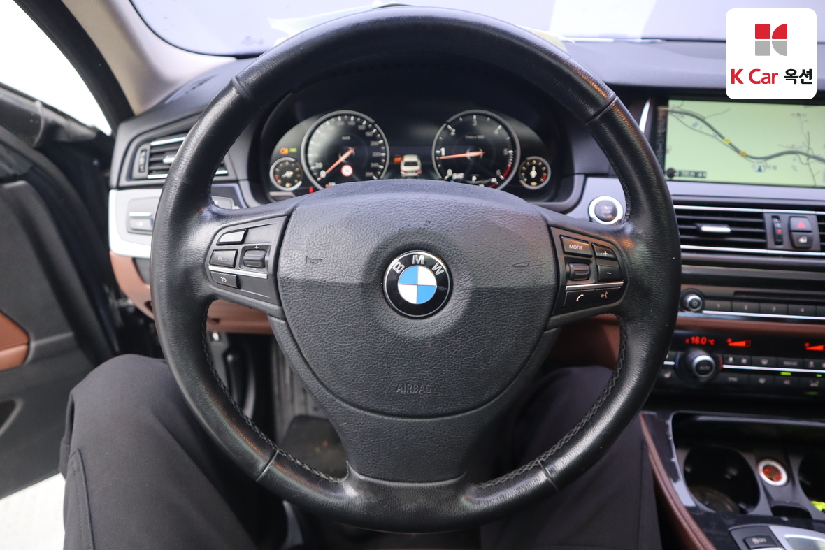 BMW 5 시리즈 2014 - 이미지 10