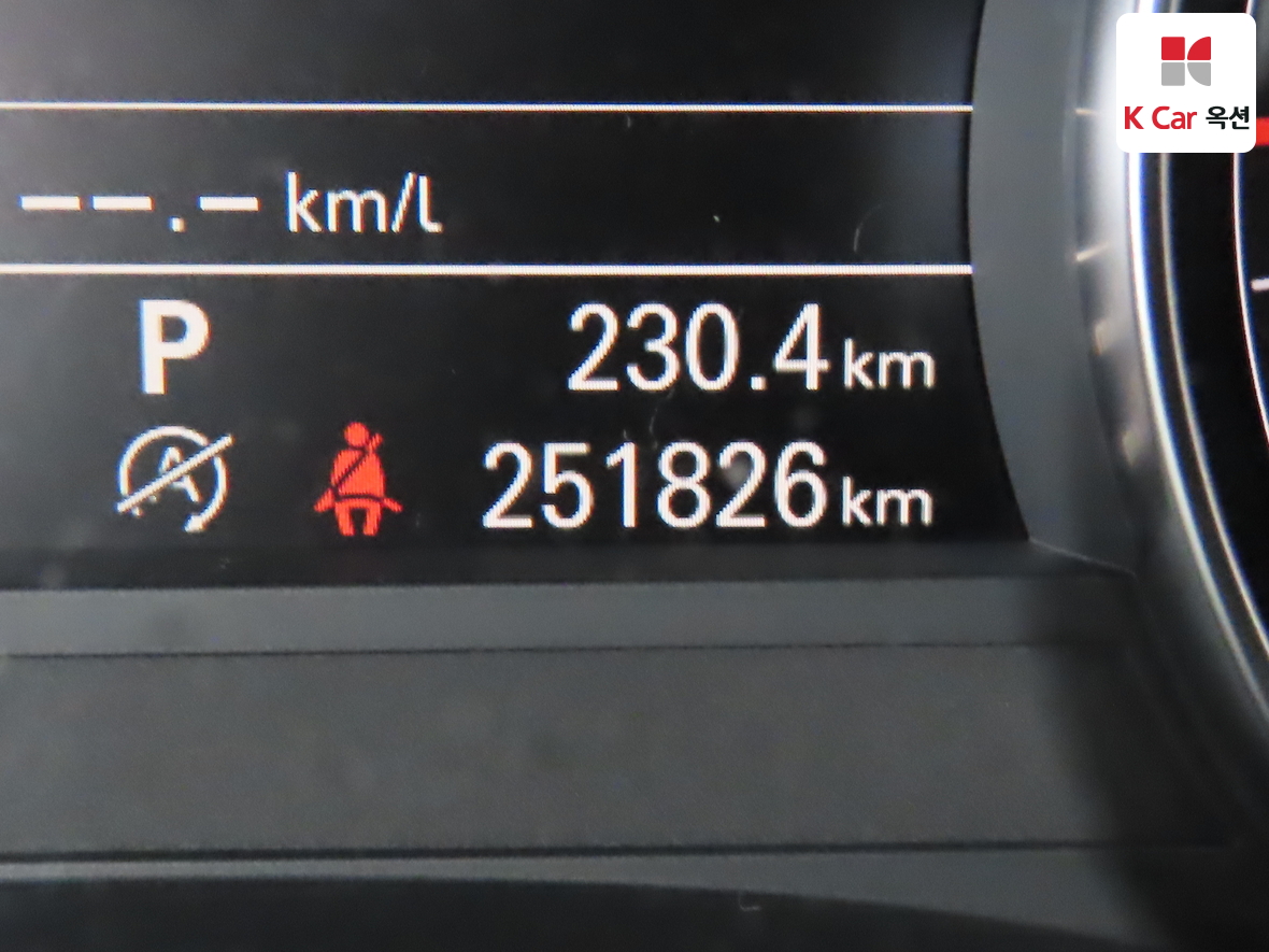 Audi A6 - 4