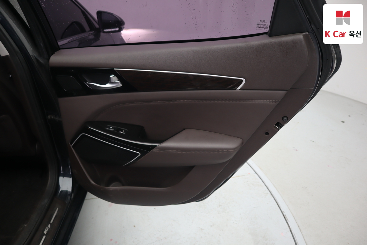 Kia K7 - 25