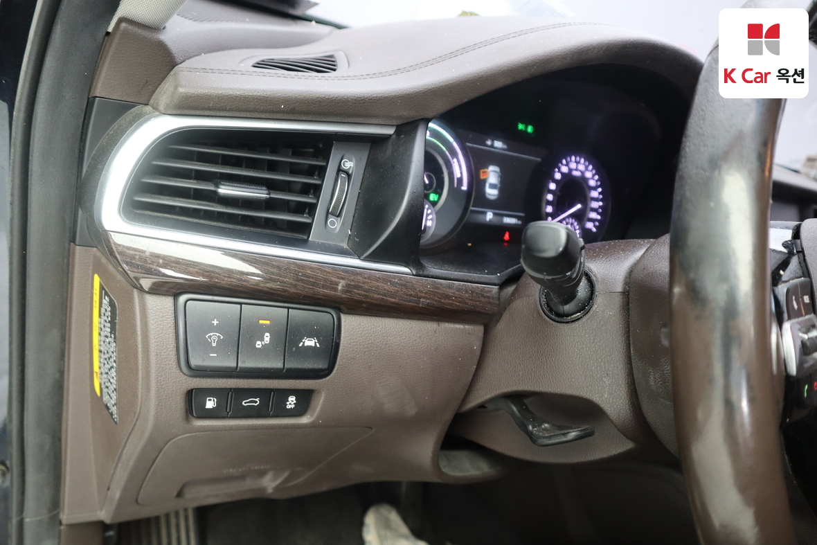 Kia K7 - 9