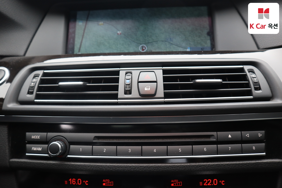 BMW 5 Series - 15