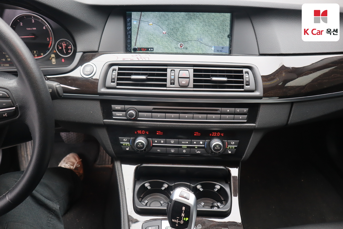 BMW 5 Series - 6
