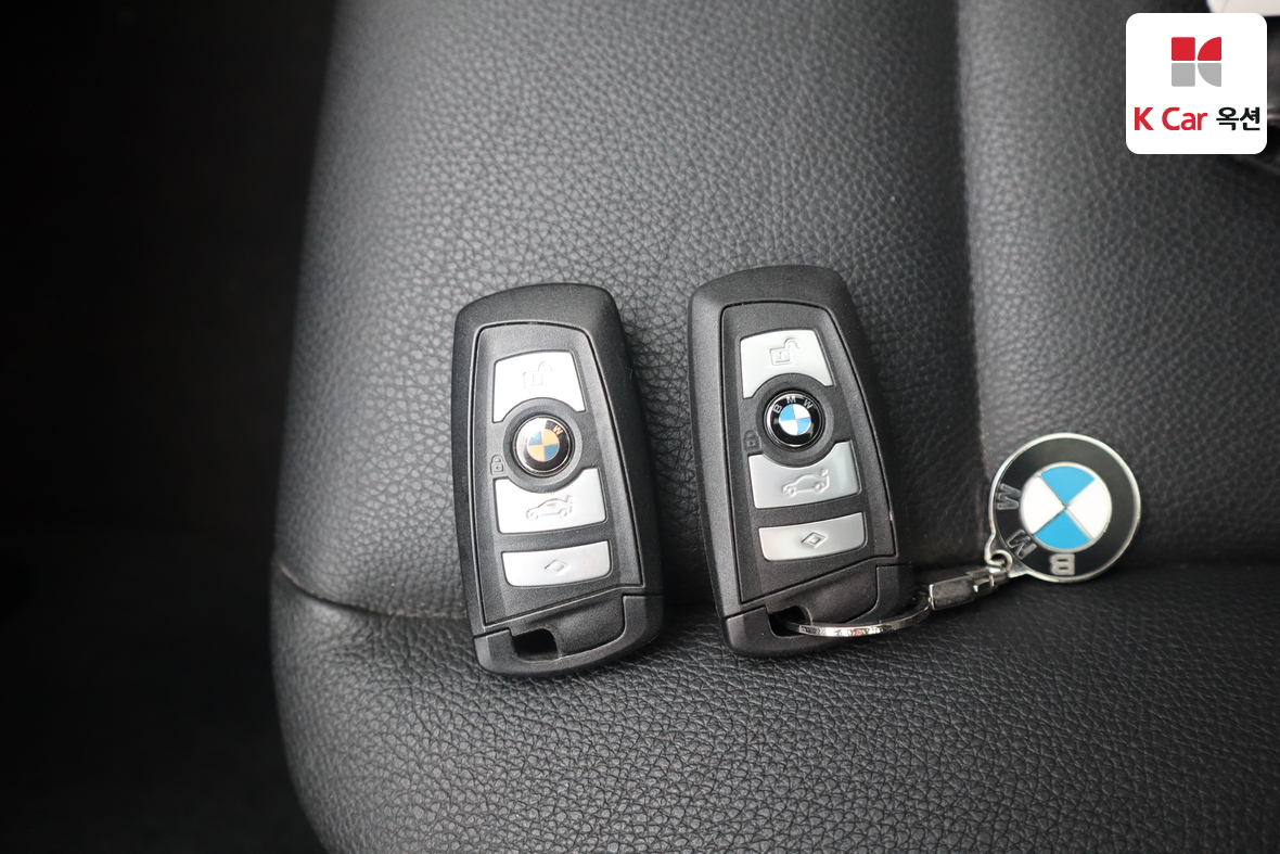 BMW 5 Series - 19