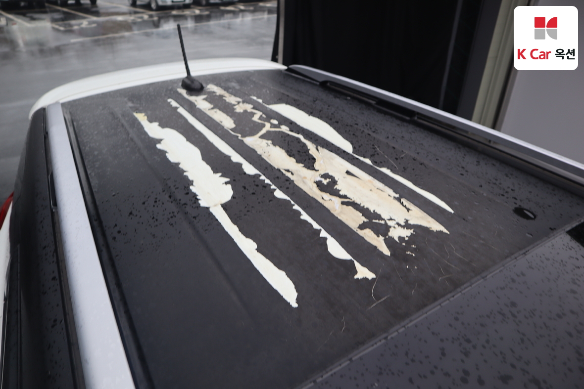 KG Mobility Tivoli 2017 - Image 37