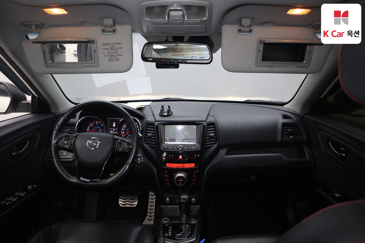 KG Mobility Tivoli 2017 - Image 3